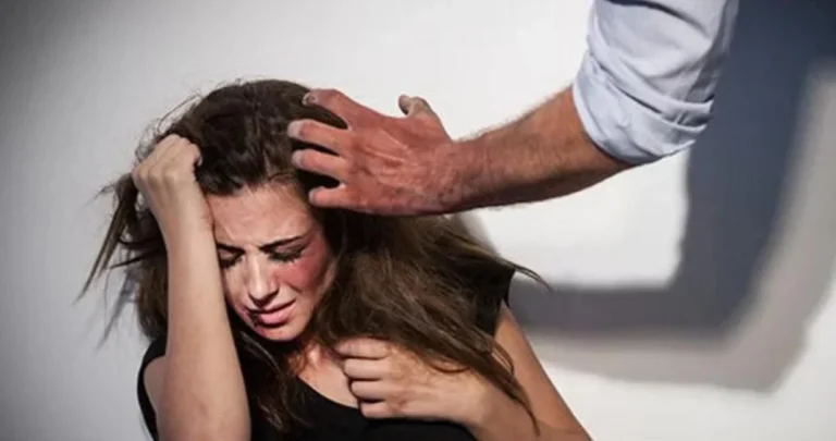 Užas u bh. gradu: Pijani muškarac nakon svađe pretukao ženu u ugostiteljskom objektu