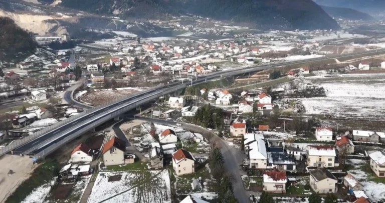 (VIDEO) Ovo je prva brza cesta u FBiH: Na vožnju njom mogli bismo se načekati