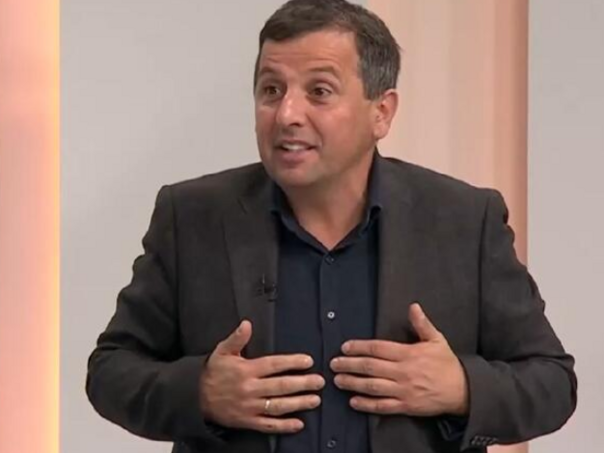 Vukanović ismijao Dodika: Trampe, nosiću kačket, skinuću pantalone, ljubiću ti …