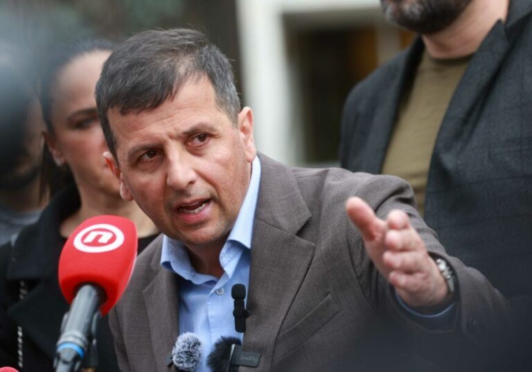 Vukanović: Stanivuković je politički glumac koji se preoblači po potrebi režima