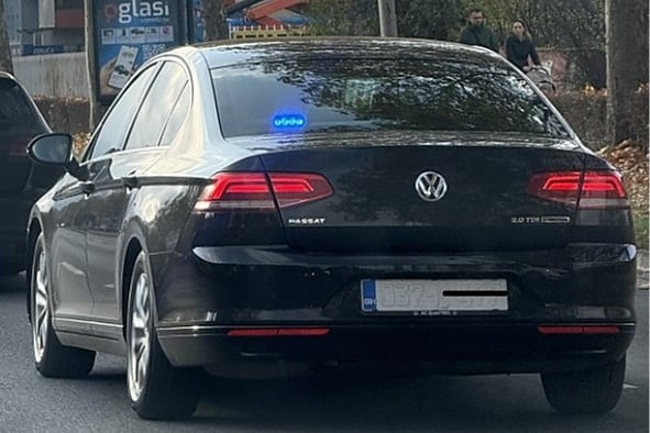 Zašto na ulicama sve češće viđamo prikrivene registracijske tablice na autima: Kazna za ovakav potez je mizerna