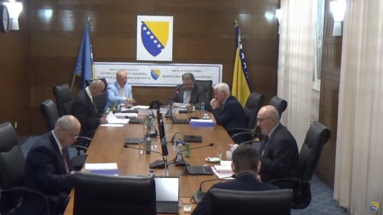 Zbog Dodikovog govora u CIK BiH stigle prijave: Izbacivanje SNSD-a iz utrke ili 30.000 KM kazne?