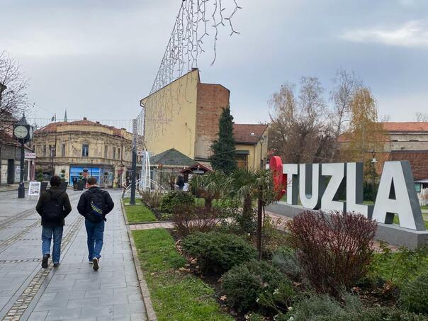 Kvalitet zraka danas nezdrav na području Banje Luke, Broda, Tuzle