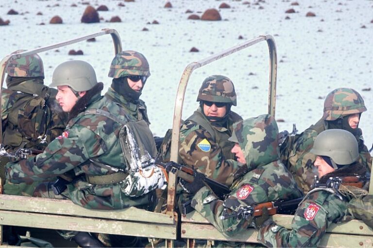 Od tri zaraćene armije do jedinstvene vojske: Kako su Afera “Orao” i skrivanje Mladića ubrzale formiranje OSBiH