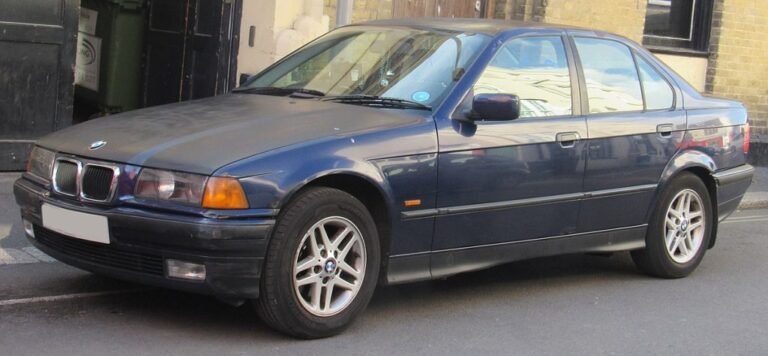 Penzioner (65) sa BMW-om stvarao buku: Policija ga kaznila zbog prekomjerne buke