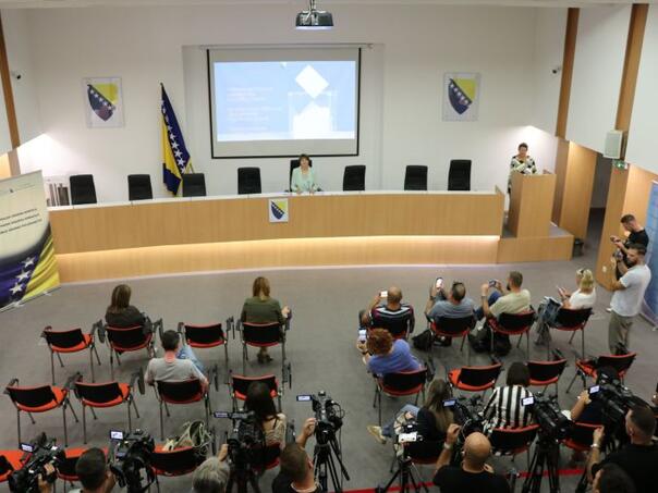 Ponavljaju se izbori na 136 biračkih mjesta u RS, moguć preokret