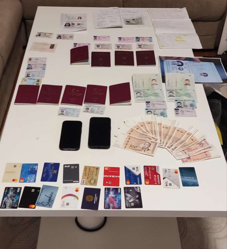 Pretres na Ilidži: Kod državljanina Turske pronađeni krivotvoreni dokumenti i oprema za njihovu izradu