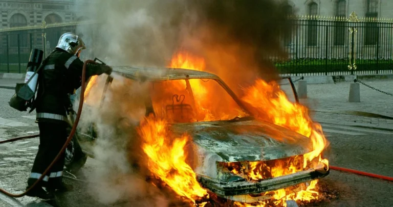 Ubijen sin političara: Pretukli ga, ugurali u auto, a onda živog zapalili