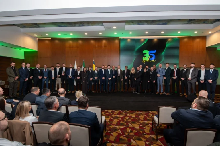 Mladi SDA: “Vrijeme je da mladi izbrišu ovu Vladu FBiH”