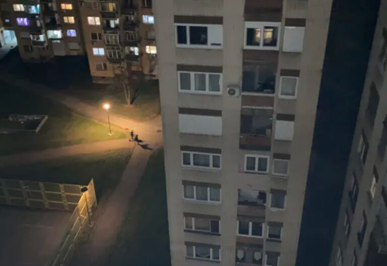 Dok se nadležni prepiru, građani Alipašinog Polja žive u mraku