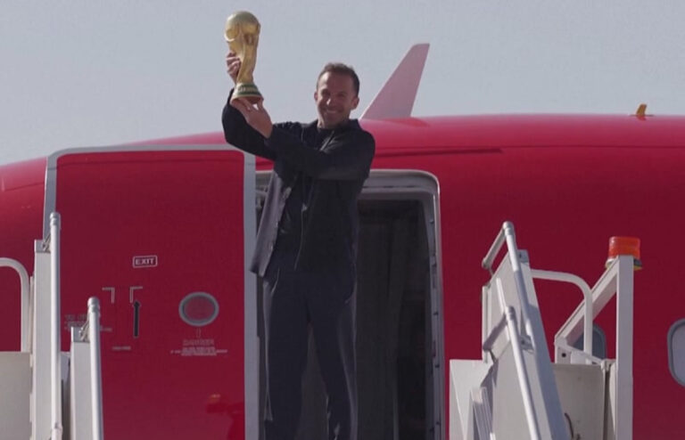 Del Piero donio trofej Svjetskog prvenstva u Saudijsku Arabiju