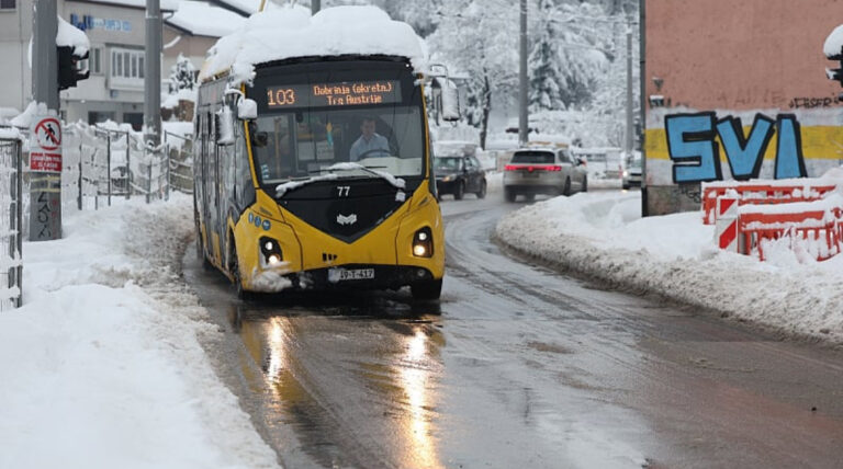 Inspekcija u Sarajevu: GRAS, Centrotrans i upravitelji zgrada pod hitnim nadzorom zbog snijega