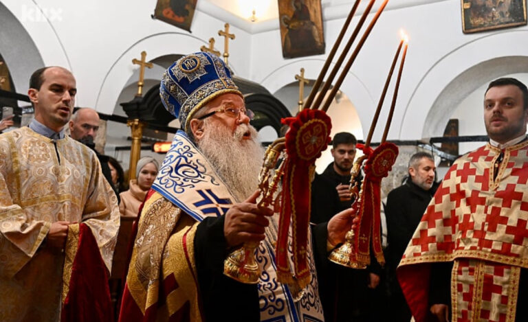 Širom BiH svečano obilježen najradosniji hrišćanski praznik Božić