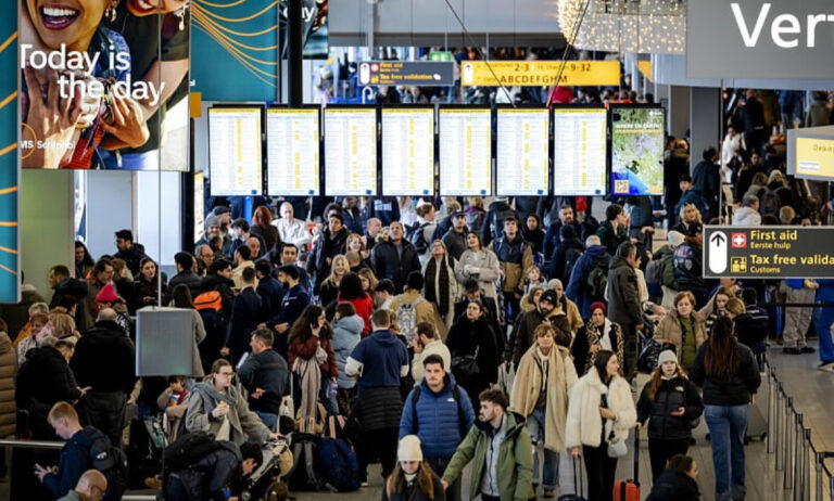 Haos u Amsterdamu: Zbog snijega i vjetra otkazano više od 700 letova