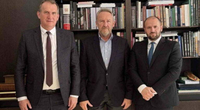 Delegacija SDA Tuzla kod Izetbegovića: Analiza političke situacije u kantonu