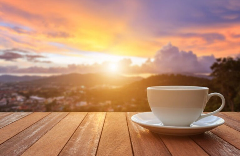 5 jutarnjih navika koje će vam transformirati radni dan