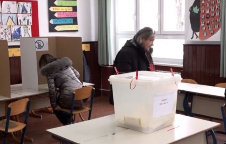 Birački spiskovi koji prkose zdravoj logici: Stogodišnjaci među glasačima