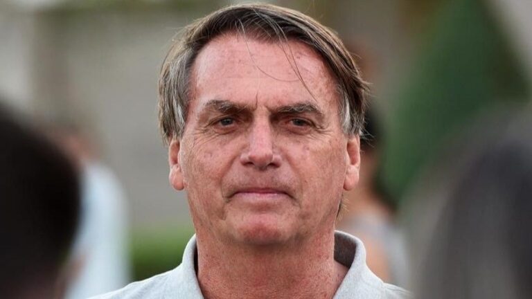 Bolsonaro napustio bolnicu nakon operacija, vraća se u zatvor
