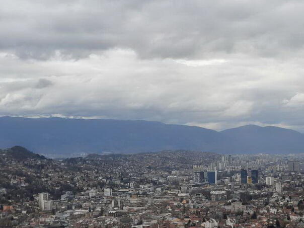 Danas pretežno oblačno, na jugu do 9 stepeni