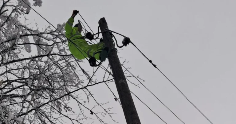 I dalje vanredno situacija u 11 srpskih opština, više od 6.000 domaćinastava bez struje