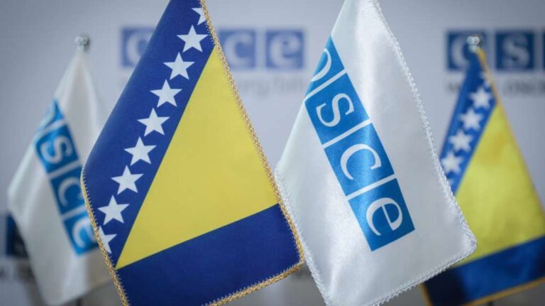 OSCE: Veličanje ratnih zločinaca i skrnavljenje simbola BiH su neprihvatljivi