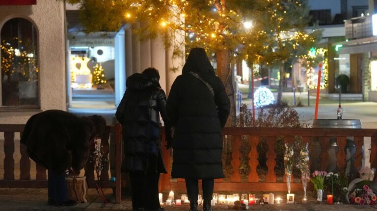 Potencijalni uzrok tragedije u Švicarskoj: Za sve kriv konobar koji je plesao na ramenima kolege?