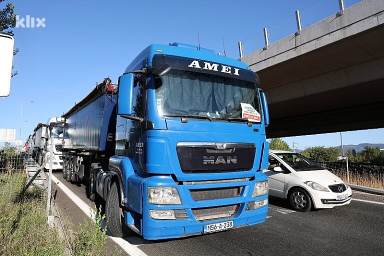 Prijevoznici četvrti dan blokiraju granice: Traže rješenje za pravilo boravka 90/180 u EU