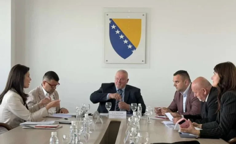 Komisija raspodijelila sredstva: Odobreno 225 projekata, milioni za obnovu i infrastrukturu širom BiH