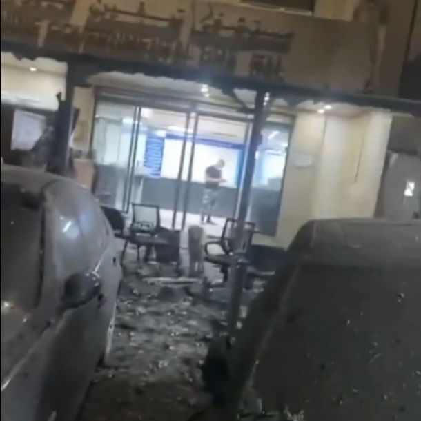 Težak napad na Liban: Pogođena stambena zgrada i bolnica