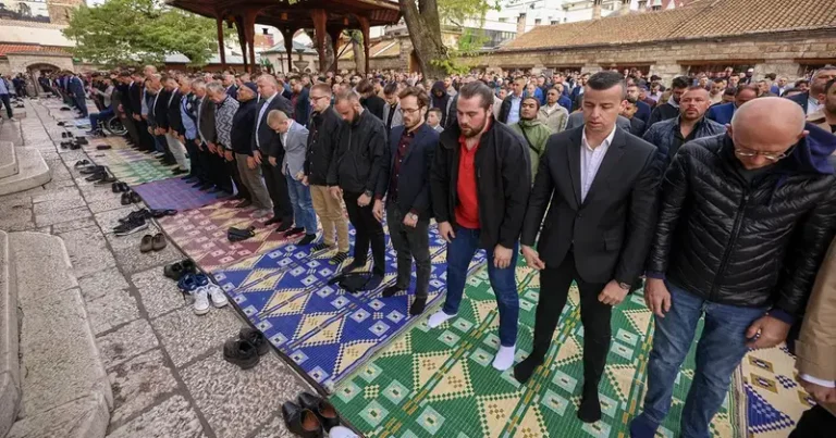 Objavljeno koji dan pada Kurban-bajram i u koliko sati se klanja bajram-namaz