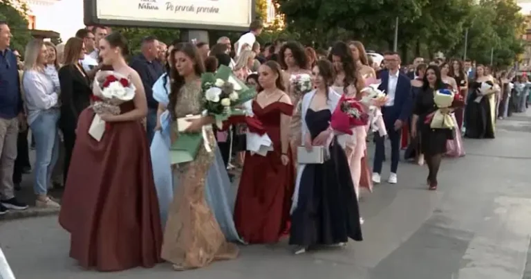 Matura postala luksuz: Za matursko veče ode cijeli minimalac