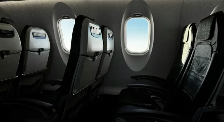 Avio-kompanije pooštrile pravila u avionu zbog navike mnogih putnika