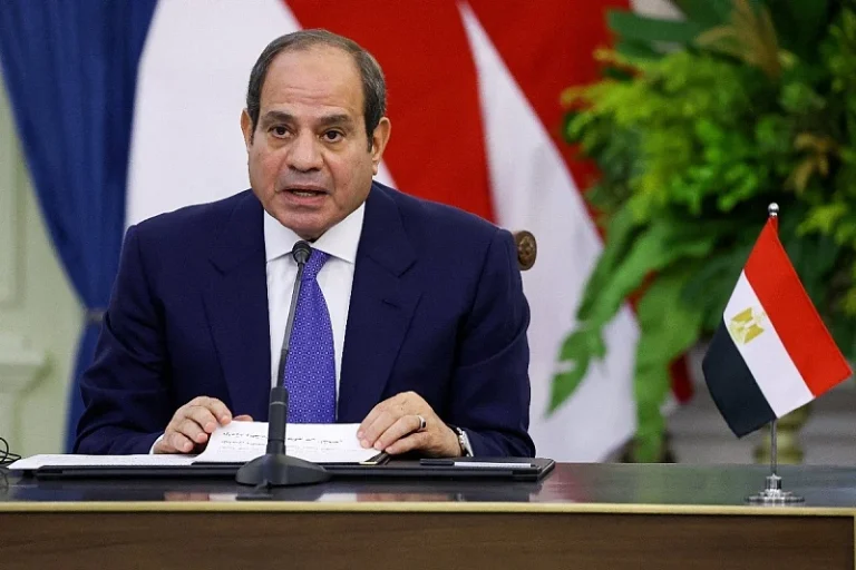 Egipat bi mogao stati u odbranu Saudijske Arabije: Sisi razmatra vojnu intervenciju ako Rijad pozove