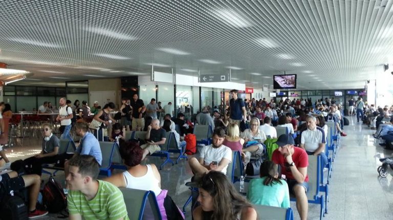 Stranac prilikom ulaska u BiH mora imati 150 KM za svaki dan