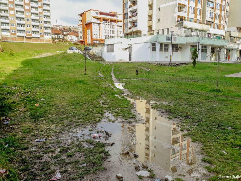 ZENICA Idealna parcela za gradnju sigurnog dječijeg igrališta