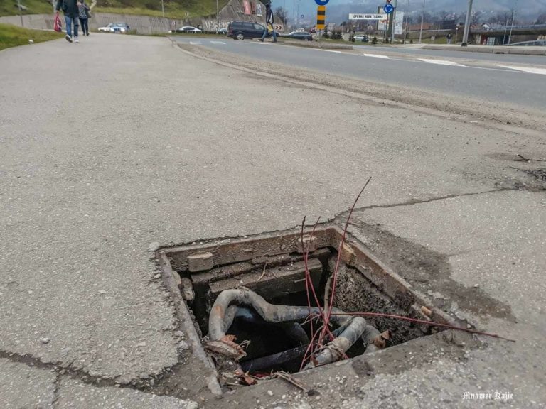 ZENICA Otvoreni šaht opasnost za pješake