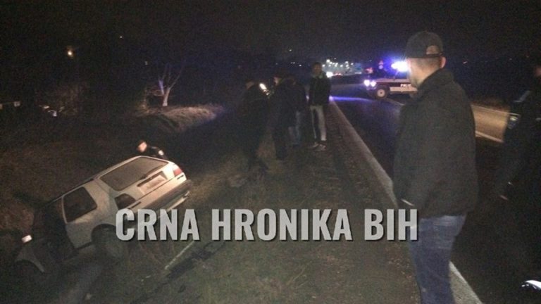 Nesreća na M-17 u Zenici: Vozač izgubio kontrolu i završio u jarku!