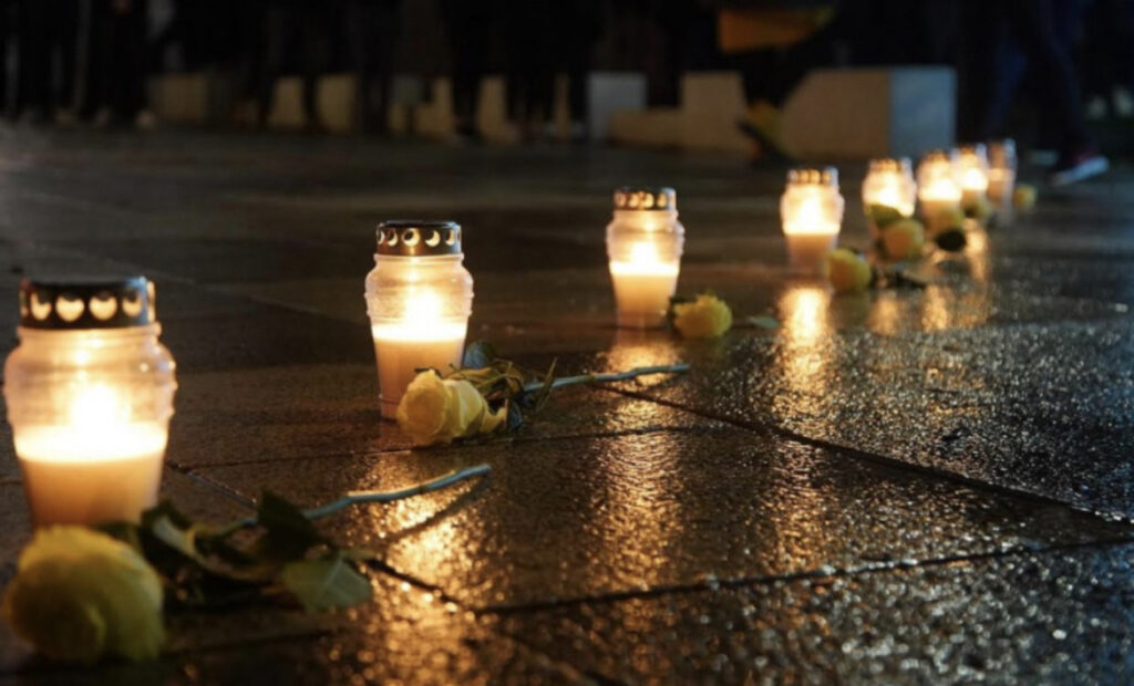 2CFBA620 17B1 4FEF AD89 7B4529C89CE2