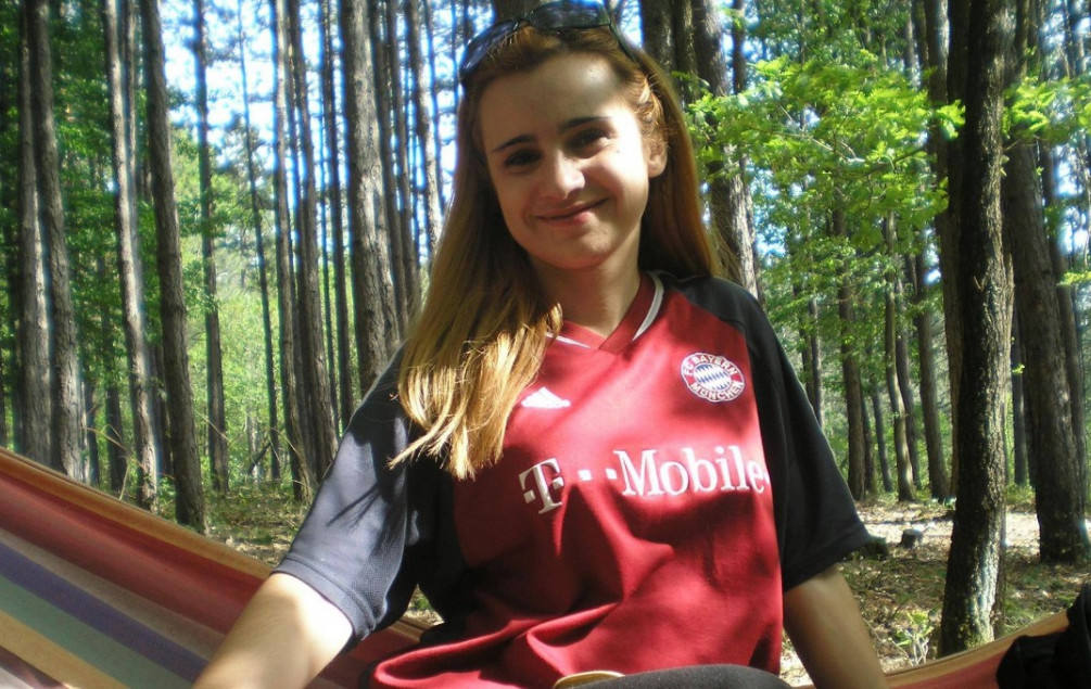 2D56DF20 7B3F 433E 81F2 FE5CB7C59A09