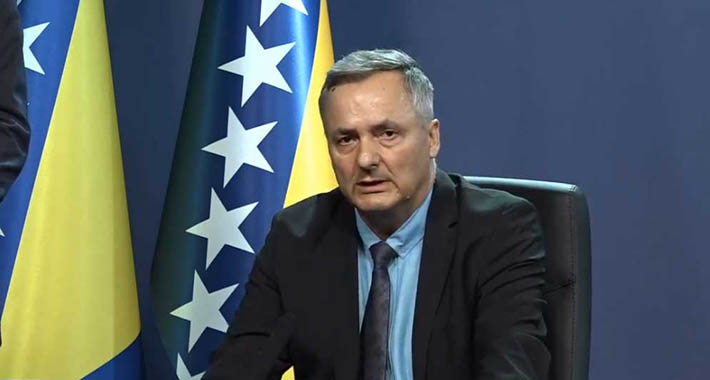 2E056D0D 1CC8 4ED3 BE26 80A01C3EA452