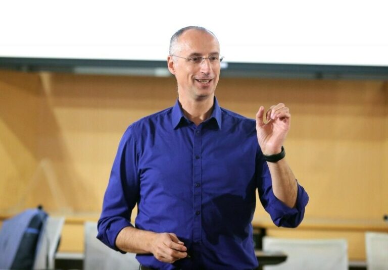 Naučnik Ivica Puljak: Za 100 godina neće biti nasilja i gladi, ima rješenja za COVID-19, Bill Gates je…