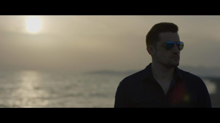 Pogledajte spot za novu pjesmu Mirze Selimovića “Digni ruke”