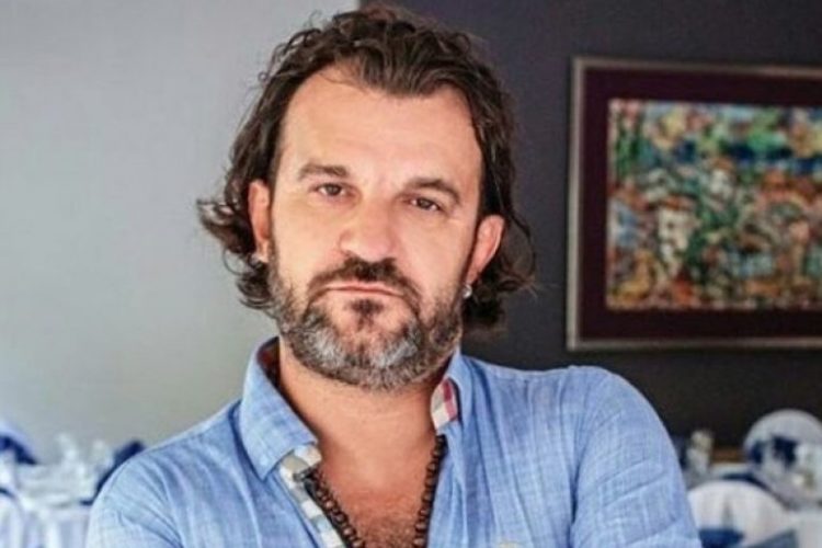 POLICIJA I HITNA U DOMU ACE LUKASA! Evo šta se dešava!