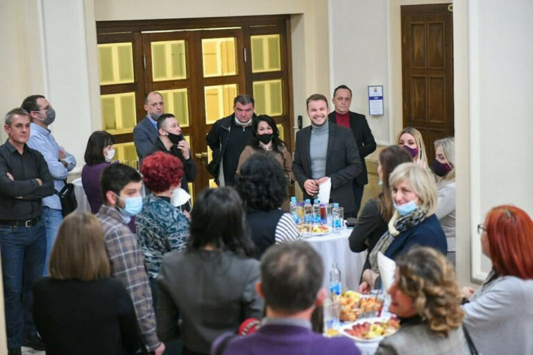 Stanivuković okupio uposlenike Gradske uprave na “veselom času”