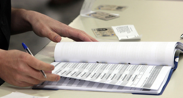 42D0AD84 95D9 4184 ADDC 7D61DA6FE57F