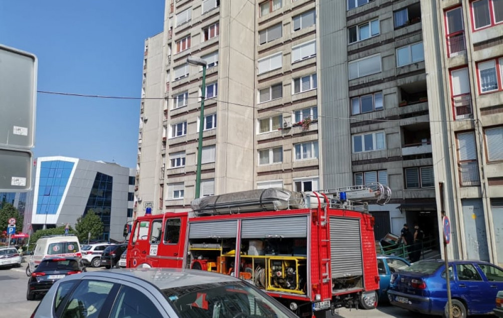 43DCEF25 3E80 49C3 BFB7 017BCA434D2F