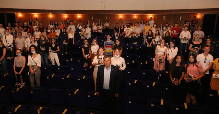 Kasumović upriličio prijem za najbolje zeničke srednjoškolce (FOTO)