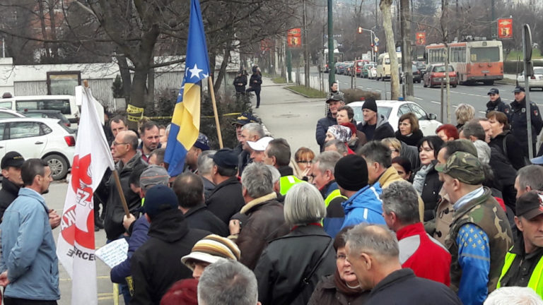 Vlada FBiH ignoriše radnike Željezare Zenica, sutra blokada M-17