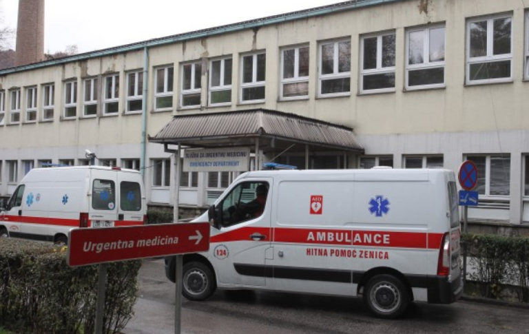 ZENICA: Radnik “ArcelorMittala”povrijedio obje ruke, prevezen na CUM u Sarajevo