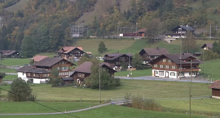 5977782 030120 ktrk swiss village vid